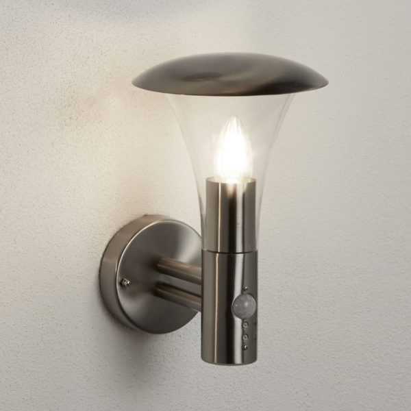 095 Strand Outdoor PIR Wall Light