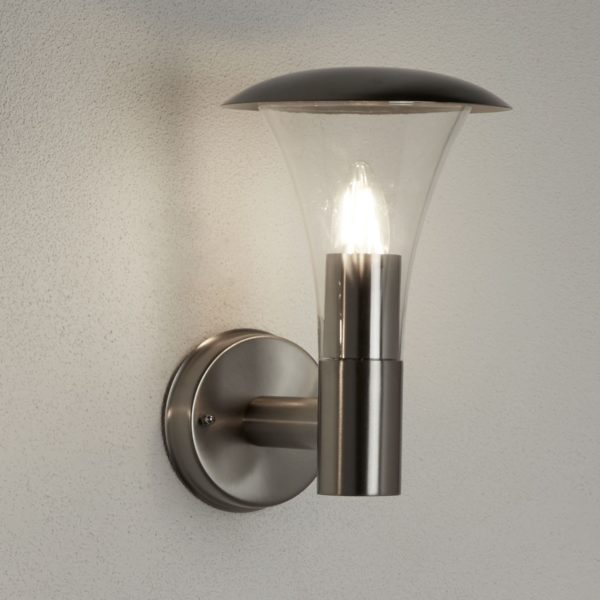 096 Strand Outdoor Wall Light