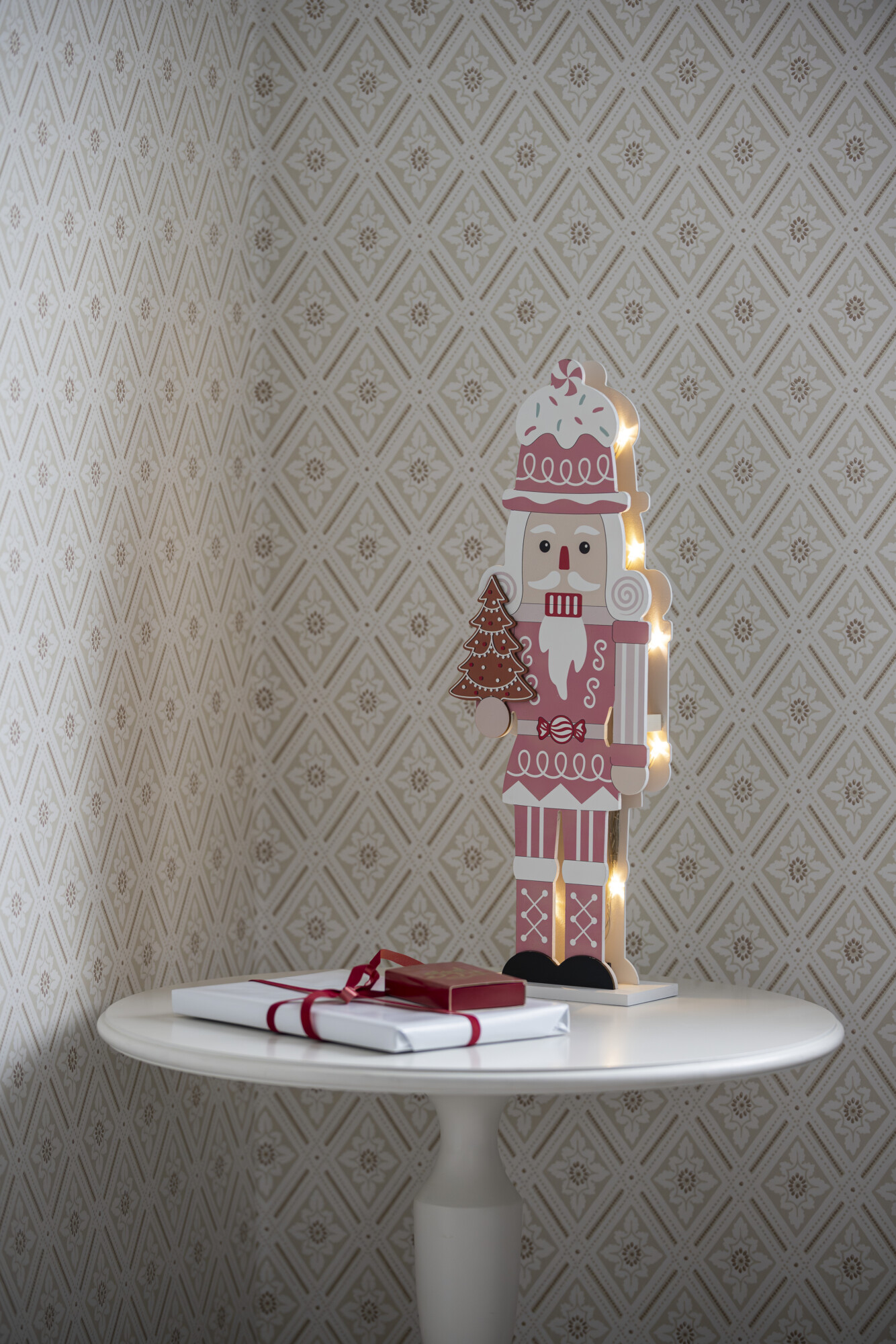 3242-340 Pink Nutcracker 3242-340 Pink Nutcracker