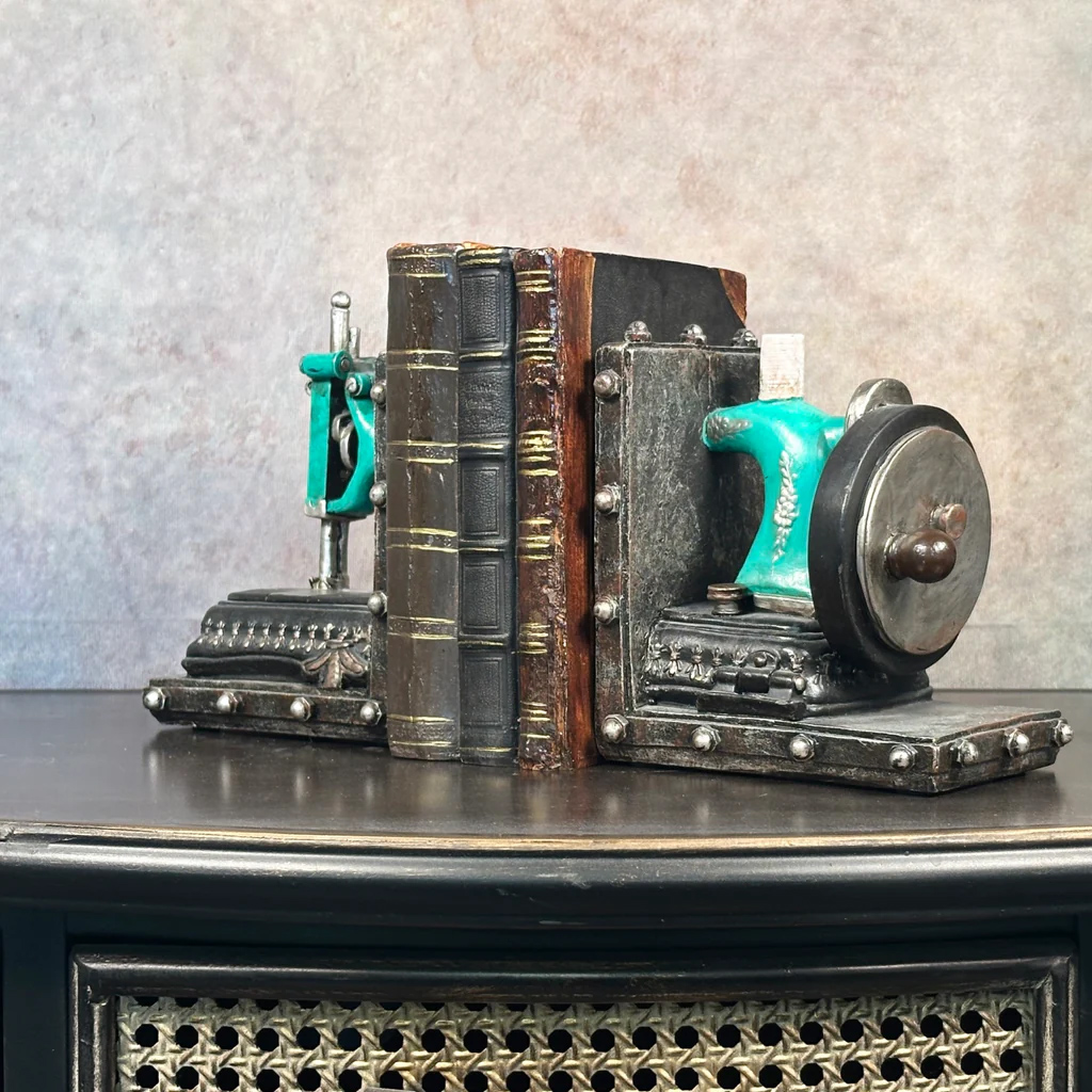 Vintage Sewing Machine Bookends Vintage Sewing Machine Bookends