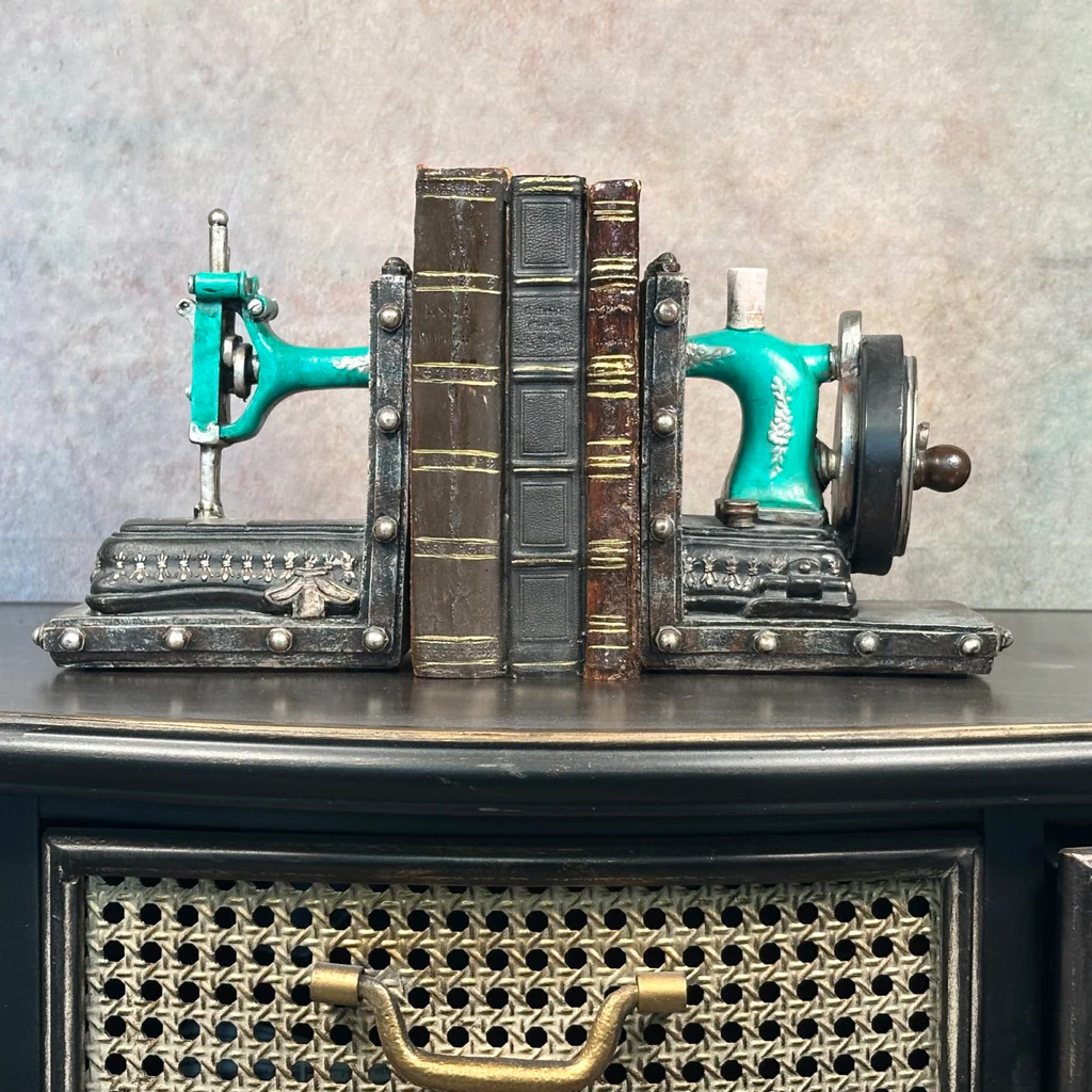 Vintage Sewing Machine Bookends Vintage Sewing Machine Bookends